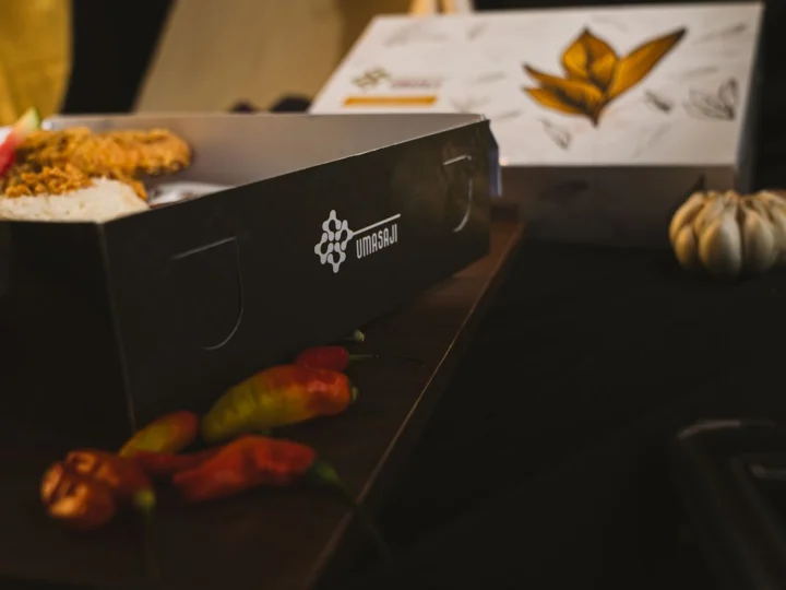 Kemasan Saji Box Premium
