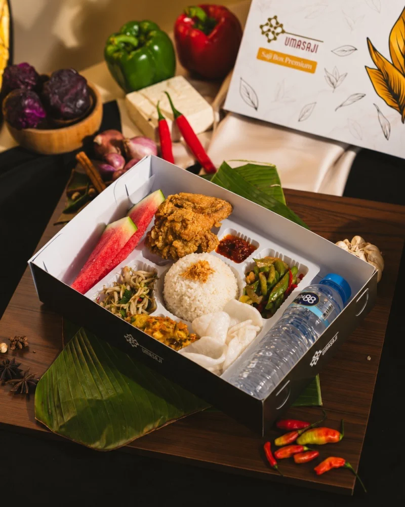 Nasi Ayam Geprek — Saji Box Premium