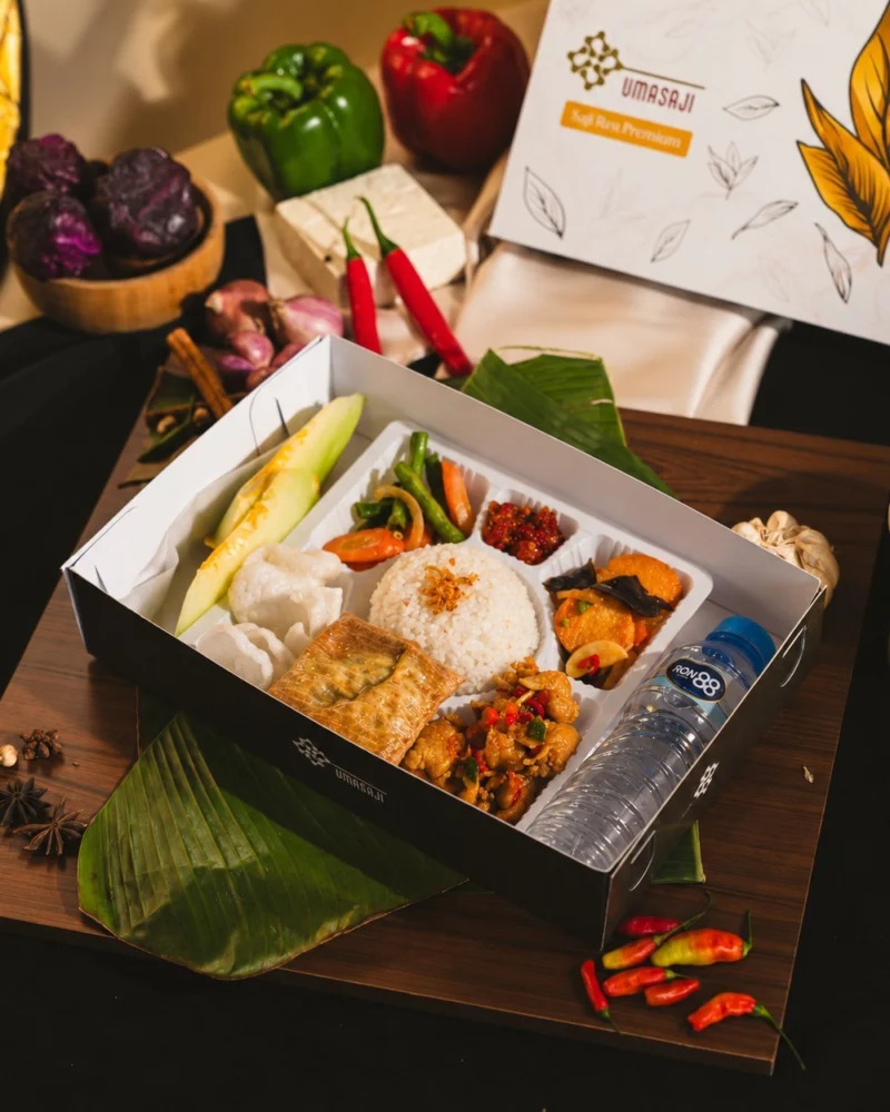Nasi Ayam Lada Garam — Saji Box Premium