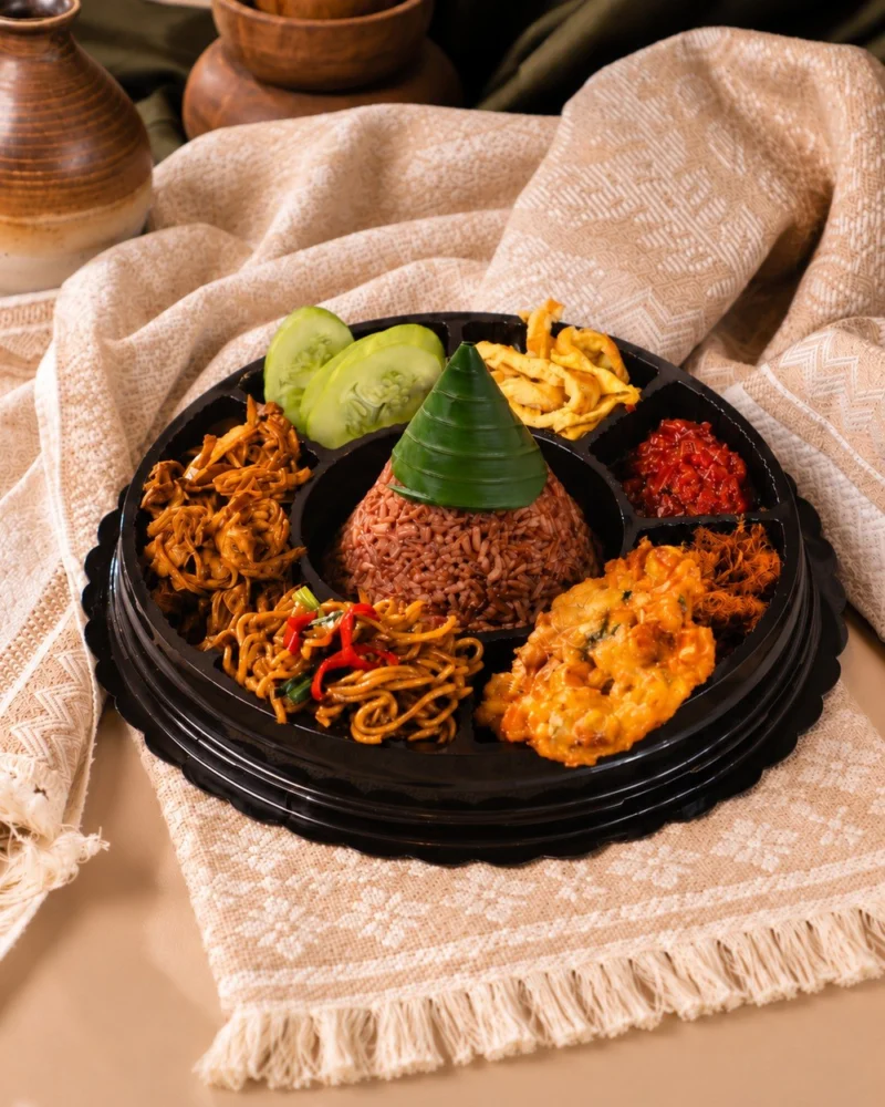 Tumpeng Mini Merah — Saji Tumpeng